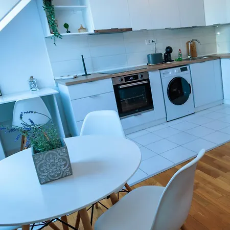 Apartament Dd Bucureşti