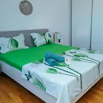 Dd Апартаменти *