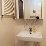 Dd *